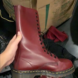 Red Dr.martens 14 eye